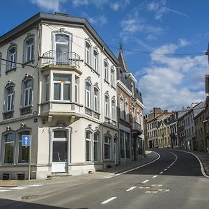 Entre Deux Pays Apartments