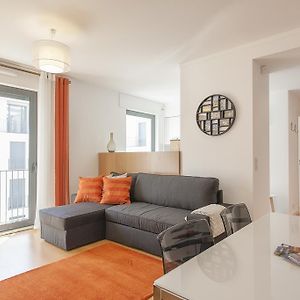 Appartement à 2 Chambres à Coucher