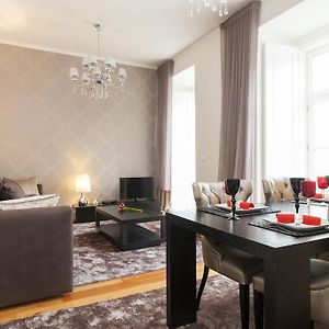 Appartement Supérieur à 3 Chambres à Coucher