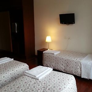 Chambre Juste Pour Hommes Dortoir