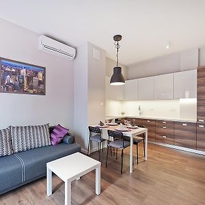 Appartement à 2 Chambres à Coucher
