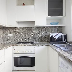 Appartement à 3 Chambres à Coucher