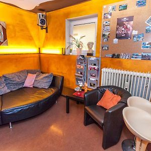 Chambre Juste Pour Hommes Dortoir