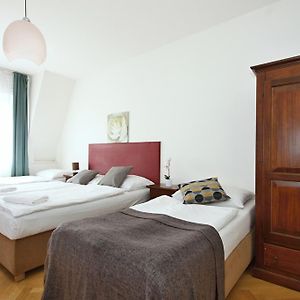 Appartement à 2 Chambres à Coucher