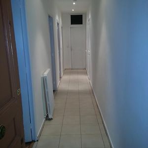 Appartement à 3 Chambres à Coucher