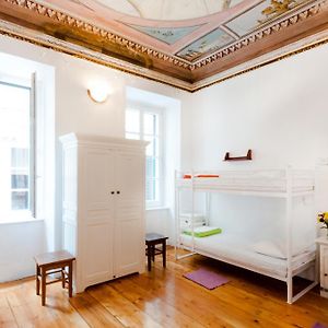 Dormitory Room Mixed