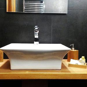 Appartement à 3 Chambres à Coucher