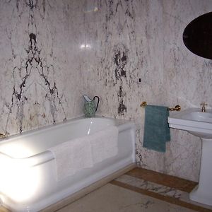 Chambre Lit Queen-Size