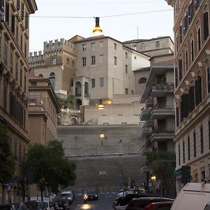 Vatican Santamaura 39
