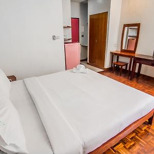 Sutus Court 4
