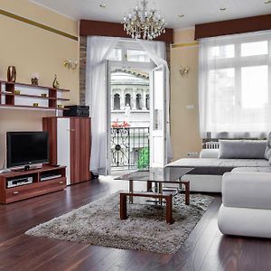 Basilica Apartments