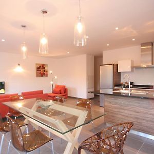 Appartement à 3 Chambres à Coucher