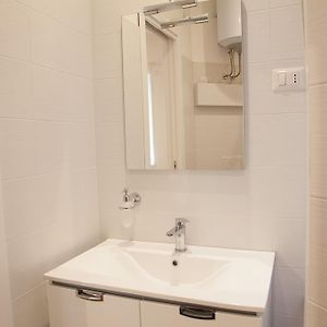 Private Bathroom King Room