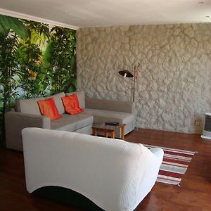 Appartement à 3 Chambres à Coucher