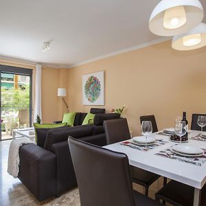Appartement à 3 Chambres à Coucher