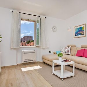 Appartement de Luxe à 1 Chambre à Coucher