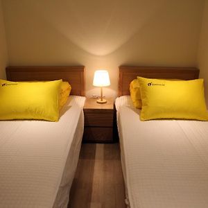 Standard Private Bathroom Twin Room
