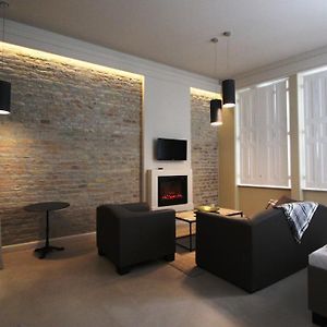 Studio de Luxe