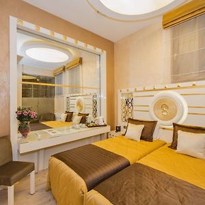 Chambre Double au Sous-Sol