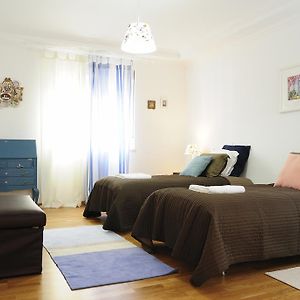 Appartement à 5 Chambres à Coucher