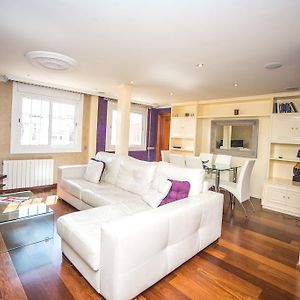 Appartement à 3 Chambres à Coucher