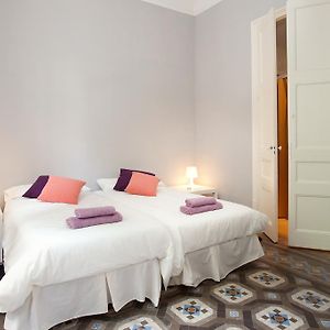 Appartement à 4 Chambres à Coucher