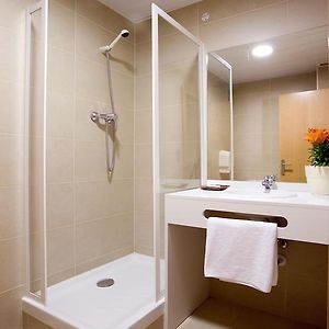Private Bathroom Quadruple Room