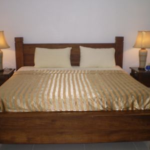 Sansuk Gay Sauna And Guesthouse