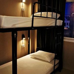 Dormitory Room Mixed