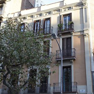 Appartement à 3 Chambres à Coucher