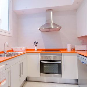 Appartement de Luxe à 2 Chambres à Coucher