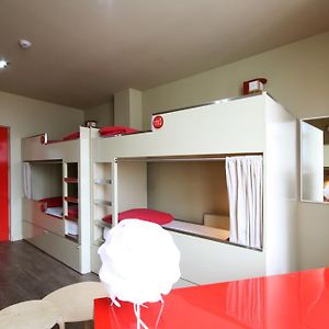 Chambre Juste Pour Femmes Dortoir