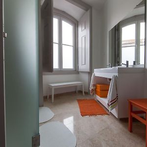 Dormitory Room Mixed
