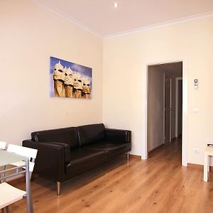 Appartement à 3 Chambres à Coucher