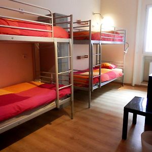 Chambre Juste Pour Femmes Dortoir