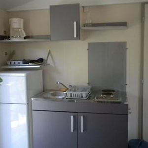 Mobile Home à 2 Chambres à Coucher