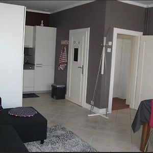 Appartement à 2 Chambres à Coucher