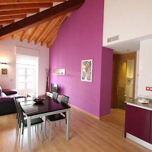 Appartement de Luxe à 2 Chambres à Coucher