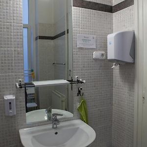 Dormitory Room Mixed