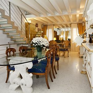 Appartement à 3 Chambres à Coucher