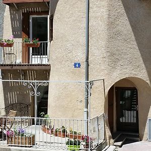 Appartement à 2 Chambres à Coucher