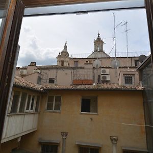 Piazza Navona Corner