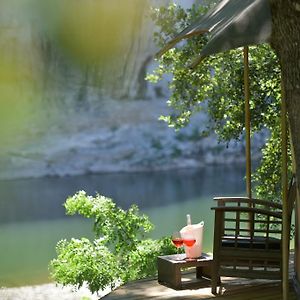 Comfort  Lodge