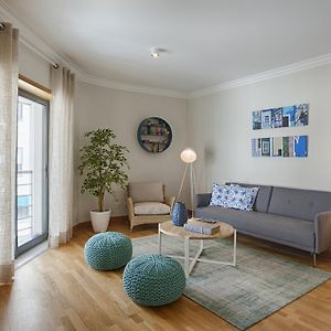 BmyGuest - Arroios Lisbon Apartment