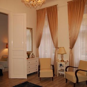 Balazs Apartment - Oktogon