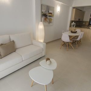 Appartement à 3 Chambres à Coucher