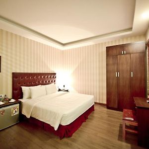 Night Hotel