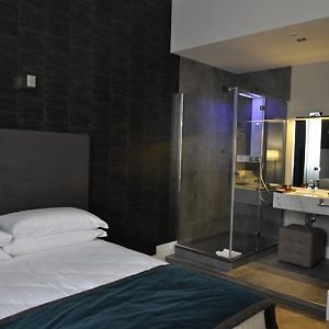 Place 24 Suites&Wellness