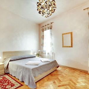 Chambre Annexée Économique Lit King-Size