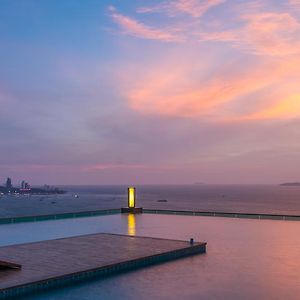 Wong Amat Tower By Peter